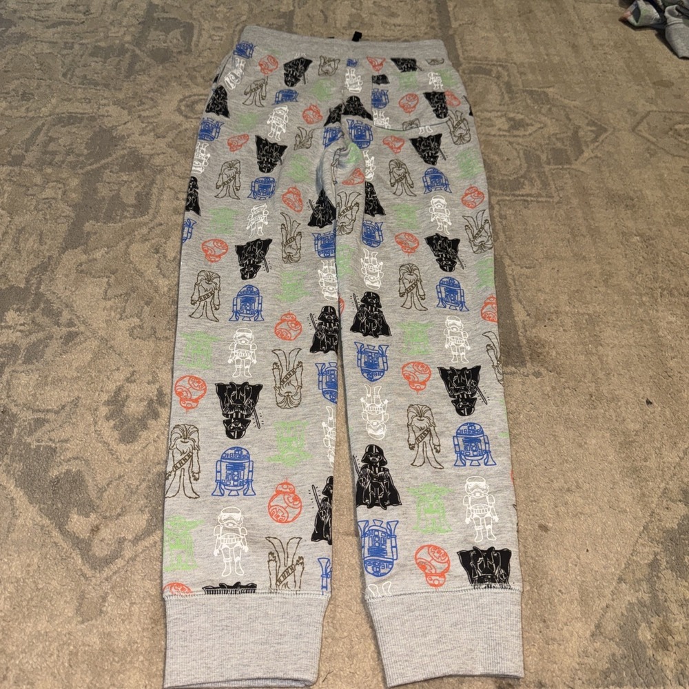 Amazon Star Wars Gray Earth Vader Youth Boys Sz XL (10 Years) Jogger Pants NWOT